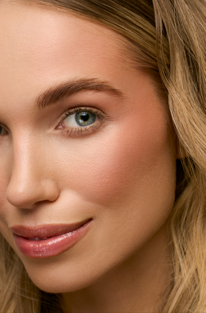 PAESE SELFGLOW Blush – pigmenttinen poskipuna 3 g