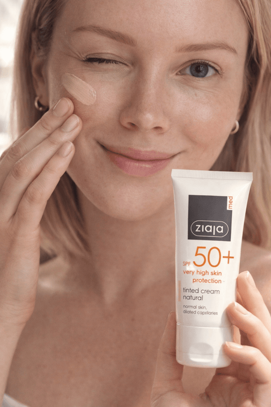 Ziaja Med SPF 50+ Sävytetty Suojavoide – Heleyttävä & Rauhoittava Päivävoide Couperosa - ja Herkälle Iholle 50 ml - Skonbeauty.com